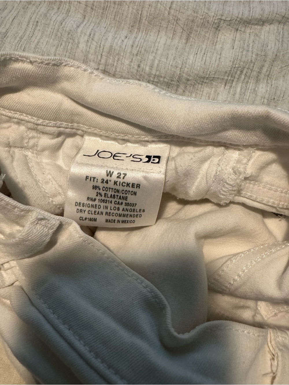 Joe's Jeans Women's Cream Straight-Leg Capri Jeans - Picture 7 of 7